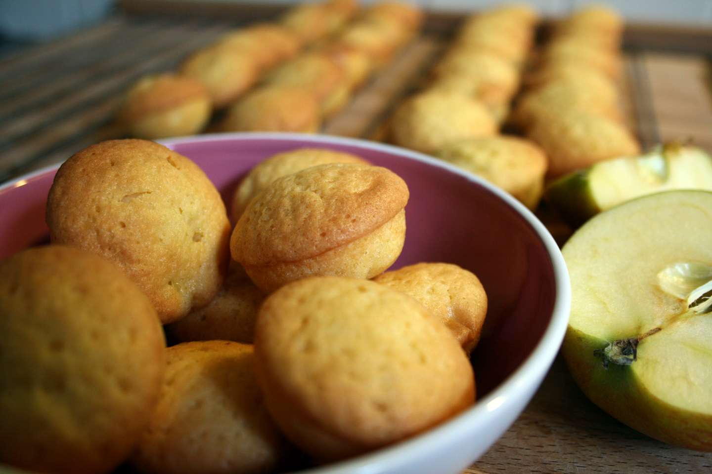 Hapklare appelcakejes, ideaal voor bij de koffie of thee.